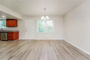 884 3rd St, Stone Mountain, GA 30083 - Photo 9