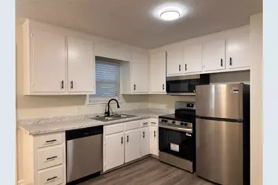 1272 Lakeview Drive NW, Conyers, GA 30012 - Photo 7