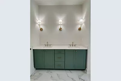 1043 Dryden Lane, Atlanta, GA 30319 - Photo 9