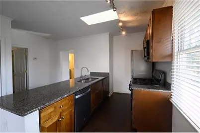 2881 Parrott Avenue NW, Atlanta, GA 30318 - Photo 9