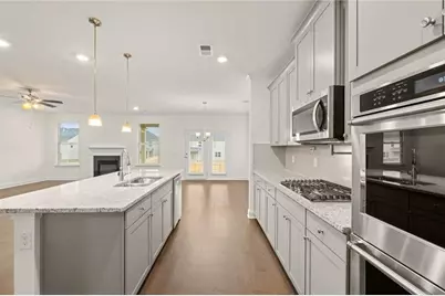 13238 Tolstoy Drive, Covington, GA 30014 - Photo 9