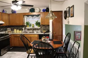 2285 Cherokee Valley Cir, Lithonia, GA 30058 - Photo 5