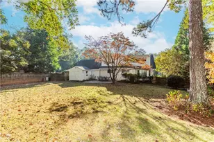 5352 Waterford Dr, Dunwoody, GA 30338 - Photo 27