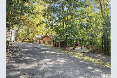 773 Shorewood Circle, Toccoa, GA 30577 - Photo 35