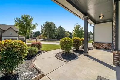 6376 Spring Cove Drive, Flowery Branch, GA 30542 - Photo 5