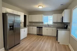 1431 Lorenzo Dr SW, Atlanta, GA 30310 - Photo 3