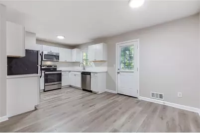 1419 Chedworth Place, Stone Mountain, GA 30083 - Photo 7