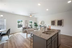 9396 Maple Grv Ln, Jonesboro, GA 30238 - Photo 11