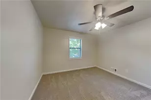 4027 Evelyn Dr, Powder Springs, GA 30127 - Photo 15