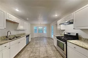 4027 Evelyn Dr, Powder Springs, GA 30127 - Photo 5