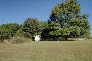 318 Cedar Creek Rd, Jackson, GA 30233 - Photo 41