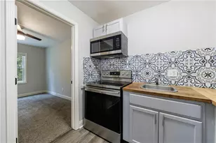 6030 Stonewall Dr, Union City, GA 30291 - Photo 11