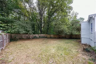 6030 Stonewall Dr, Union City, GA 30291 - Photo 21