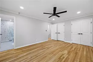 380 Thornwood Dr, Atlanta, GA 30328 - Photo 19