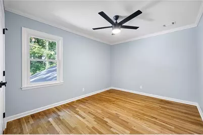 380 Thornwood Drive, Atlanta, GA 30328 - Photo 27