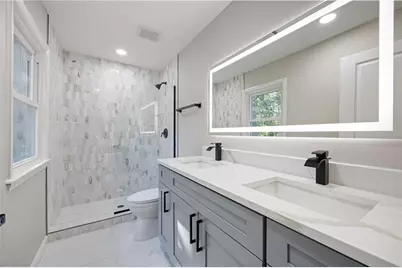 380 Thornwood Drive, Atlanta, GA 30328 - Photo 25