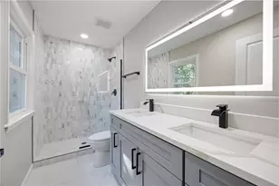 380 Thornwood Dr, Atlanta, GA 30328 - Photo 25