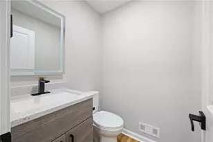 380 Thornwood Dr, Atlanta, GA 30328 - Photo 15
