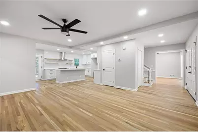 380 Thornwood Drive, Atlanta, GA 30328 - Photo 5