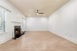 4227 Meadow Wind Dr, Snellville, GA 30039 - Photo 19