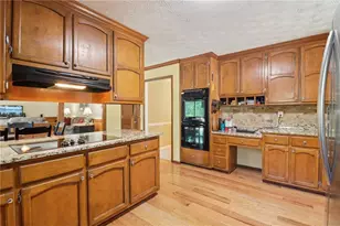 1545 Summer Hollow Trail, Lawrenceville, GA 30043 - Photo 9