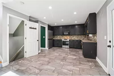 925 Dogwood Park Drive, Lawrenceville, GA 30046 - Photo 9