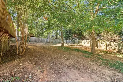 925 Dogwood Park Drive, Lawrenceville, GA 30046 - Photo 31