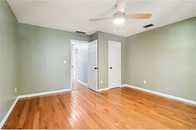 925 Dogwood Park Drive, Lawrenceville, GA 30046 - Photo 21