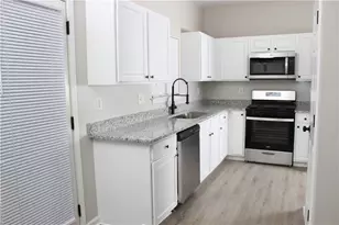 5630 Lawley Dr, Alpharetta, GA 30022 - Photo 5