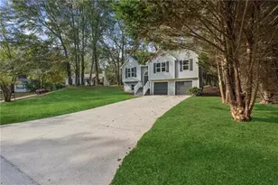 7030 Devon Dr, Cumming, GA 30028 - Photo 7