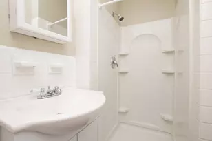 3660 Peachtree Rd NE, Atlanta, GA 30319 - Photo 15