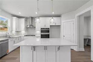 4715 Wilderness Trl, Flowery Branch, GA 30542 - Photo 13