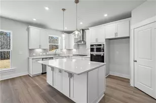 4715 Wilderness Trl, Flowery Branch, GA 30542 - Photo 11