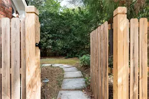 3057 Four Oaks Dr, Dunwoody, GA 30360 - Photo 47