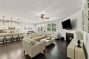 565 Lance View Ln, Lawrenceville, GA 30045 - Photo 5