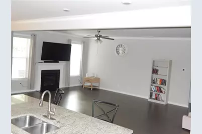 300 Calebee Avenue, Senoia, GA 30276 - Photo 7