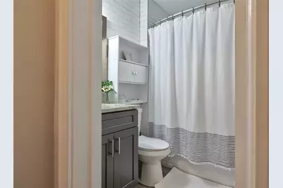 1074 Jefferson Avenue, East Point, GA 30344 - Photo 9