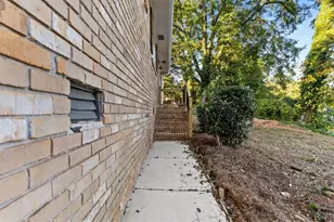 864 Oak St, Atlanta, GA 30318 - Photo 27