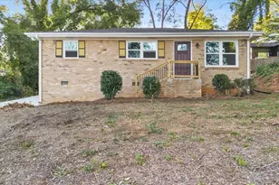 864 Oak St, Atlanta, GA 30318 - Photo 1