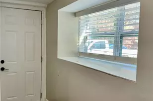 1307 SW Lorenzo Dr SW, Atlanta, GA 30310 - Photo 3