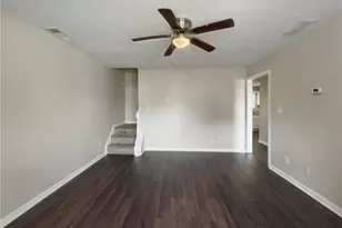 1579 Dillard Rd, Stone Mountain, GA 30088 - Photo 11