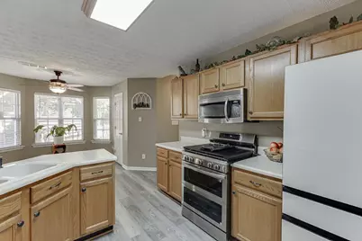 4693 Devencrest Lane, Buford, GA 30519 - Photo 15