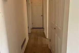 8845 Ashwood Dr, Riverdale, GA 30274 - Photo 7