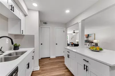 3091 Colonial Way #J3, Atlanta, GA 30341 - Photo 15