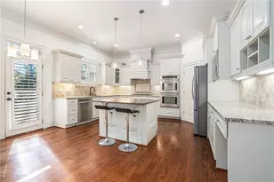 3301 Chastain Ridge Dr, Marietta, GA 30066 - Photo 11