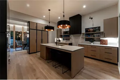 787 Bonaventure Avenue NE, Atlanta, GA 30306 - Photo 3