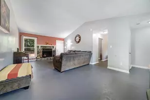 3433 Hollow Tree Dr, Decatur, GA 30034 - Photo 7