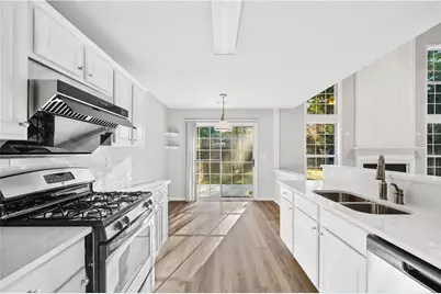 640 Arncliffe Court, Johns Creek, GA 30005 - Photo 11