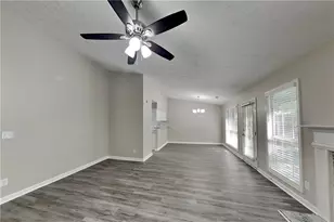 121 Clarion Rd, Lawrenceville, GA 30043 - Photo 3