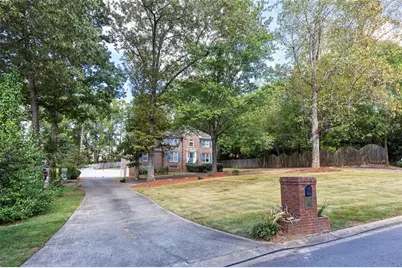 210 Hanarry Drive, Lawrenceville, GA 30046 - Photo 5